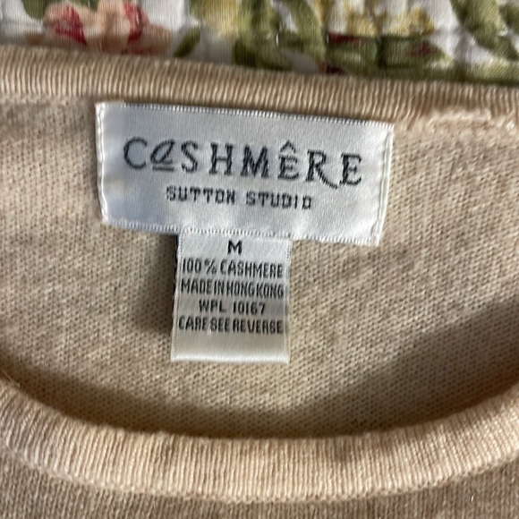 Cream Cashmere sweater from Sutton Studio sz M. Great Condition - Picture 2 of 10
